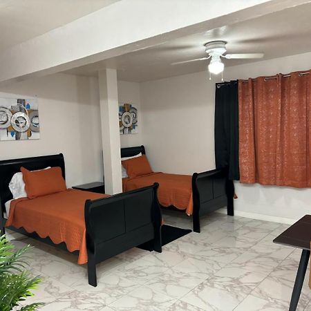 The Castle Apartment Филипсбург Екстериор снимка