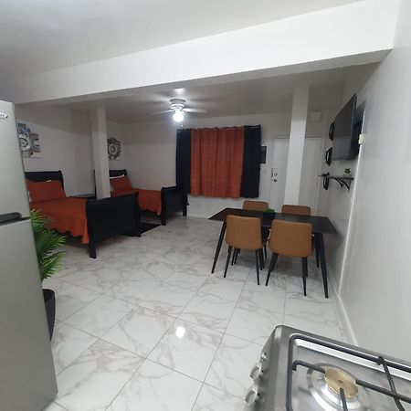 The Castle Apartment Филипсбург Екстериор снимка