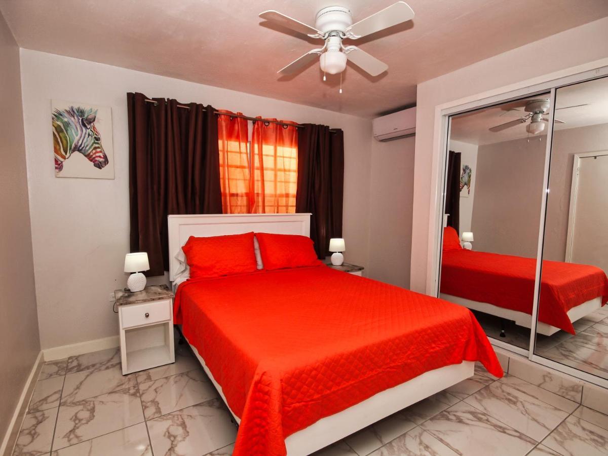 The Castle Apartment Филипсбург Екстериор снимка
