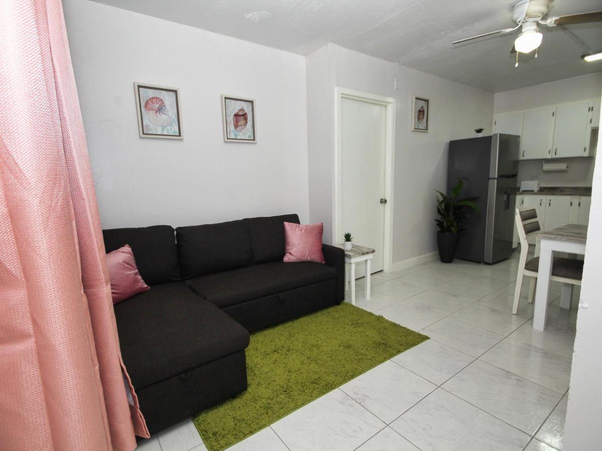 The Castle Apartment Филипсбург Екстериор снимка