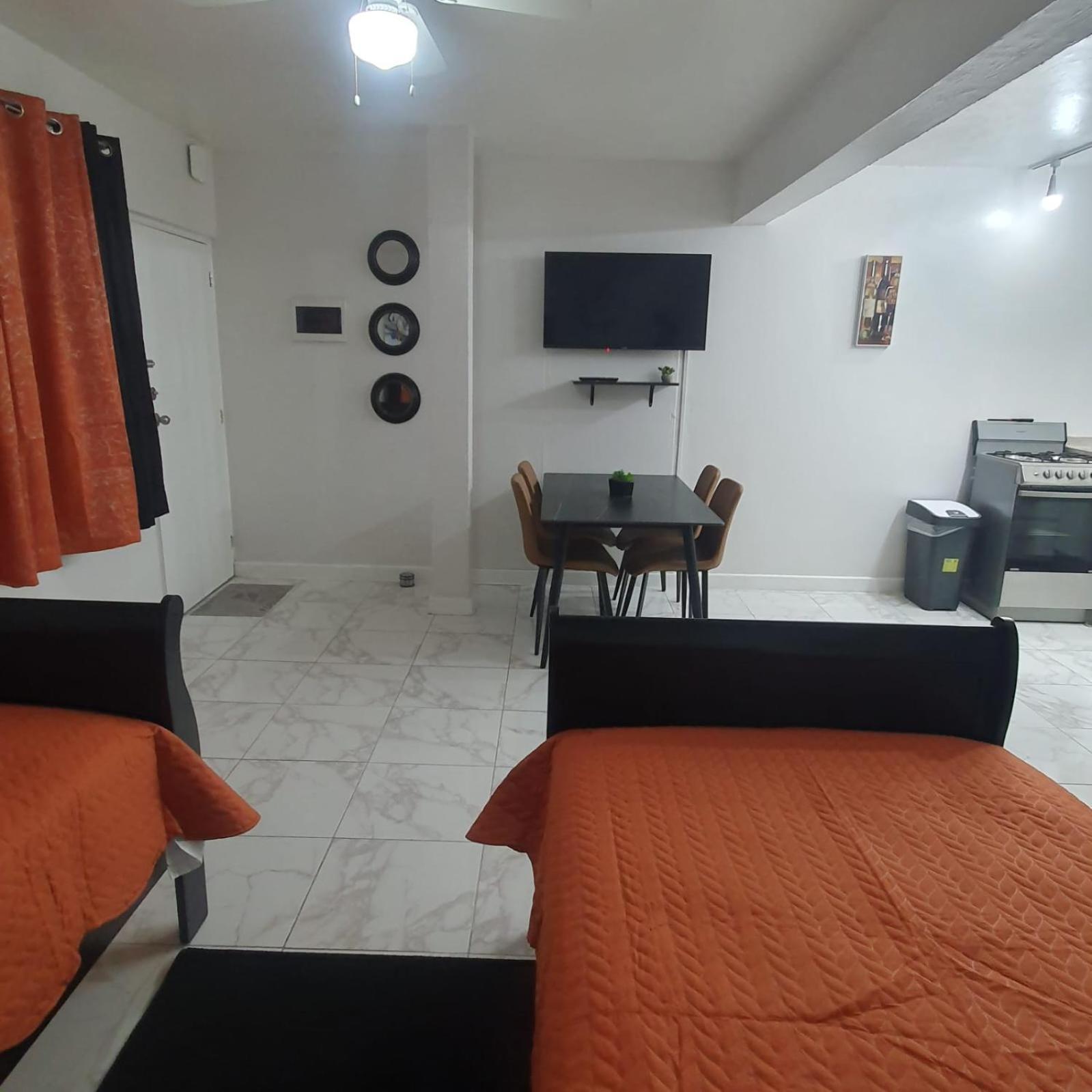 The Castle Apartment Филипсбург Екстериор снимка